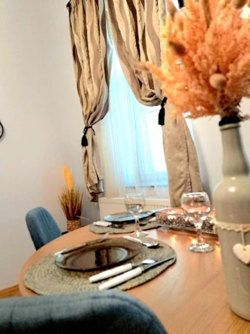 Sofia'S Home Comfy Studio In The Old Town Braszów Zewnętrze zdjęcie